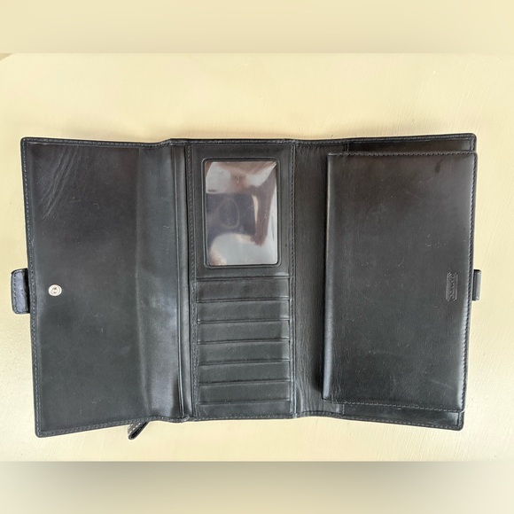 LADIES BLACK COACH WALLET - Picture 4 of 6